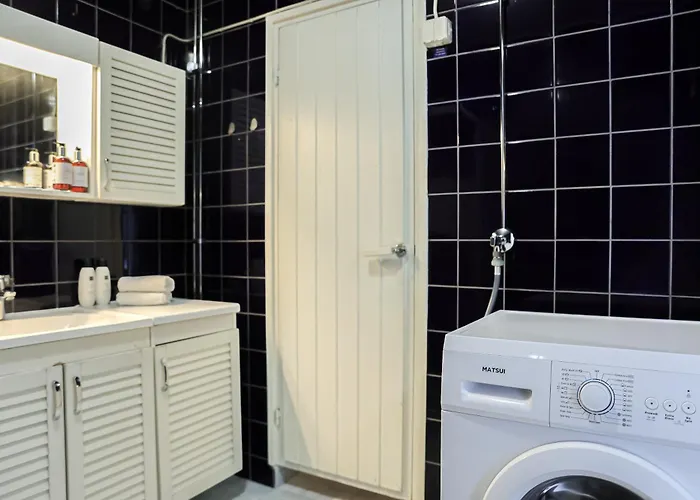 Riverside 아파트 *