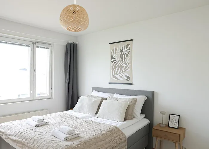 Riverside 아파트 *